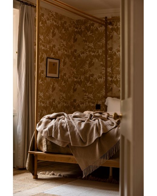 Johnstons Natural Texture Knitted Cashmere Throw