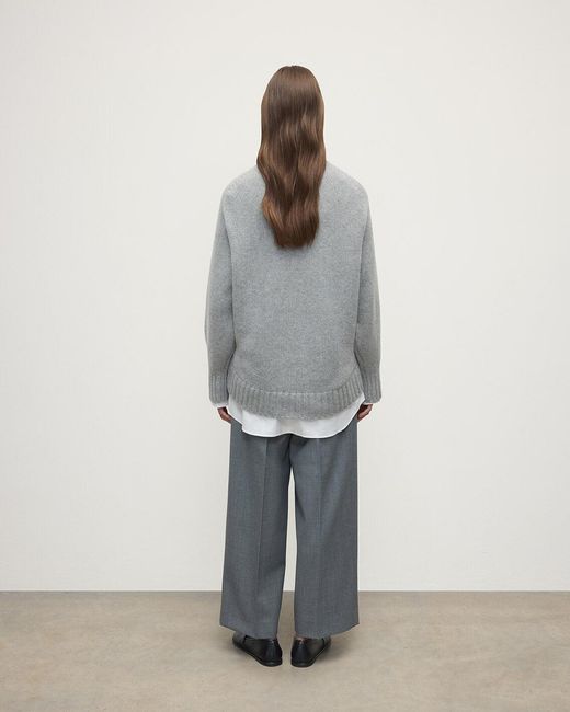 Johnstons Gray Relaxed Light Cashmere Jumper