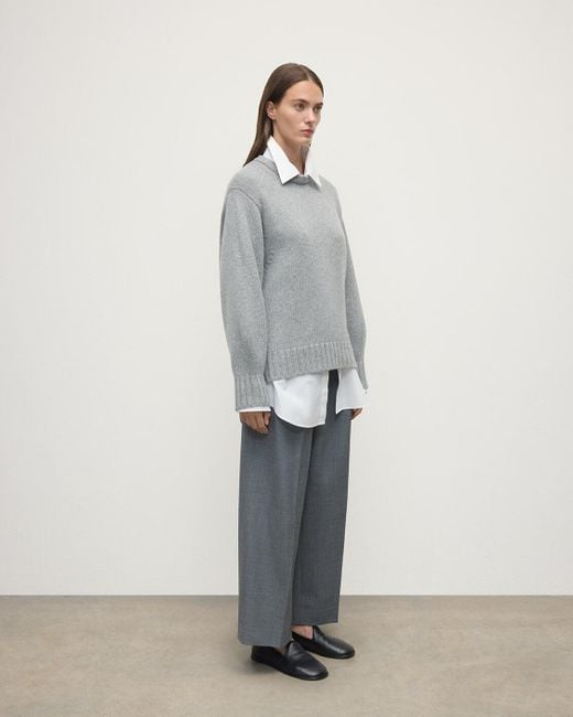 Johnstons Gray Relaxed Light Cashmere Jumper
