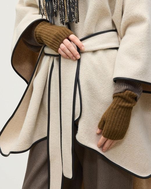 Johnstons Natural Della Ribbed Cashmere Wristwarmers