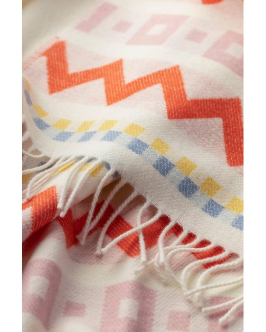 Johnstons Red Children's Zig Zag Blanket