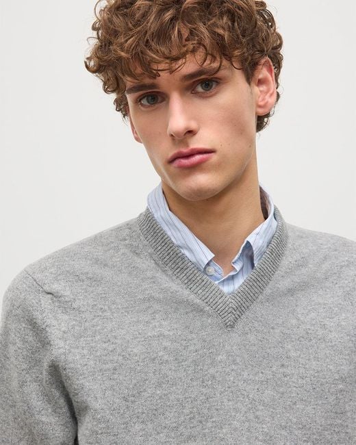 Johnstons Gray Rory Classic Cashmere V-Neck Jumper for men