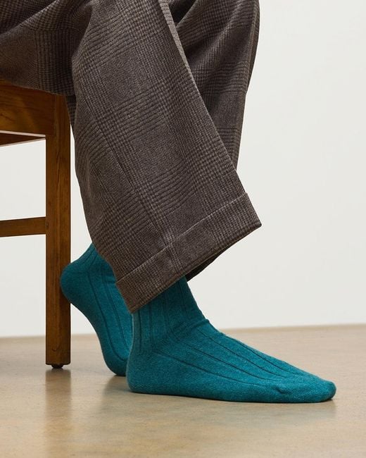 Johnstons Blue Fleming Cashmere Socks L
