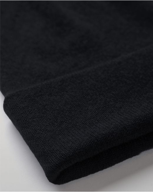 Johnstons Black Braemar Cashmere Beanie