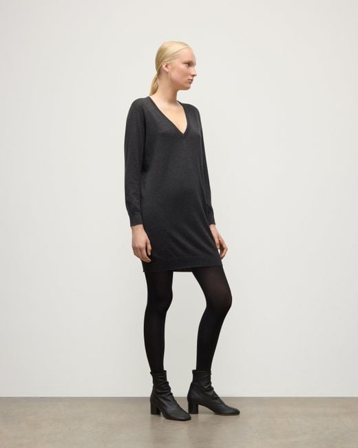 Johnstons Black Elise Dark Long Superfine Cashmere Jumper