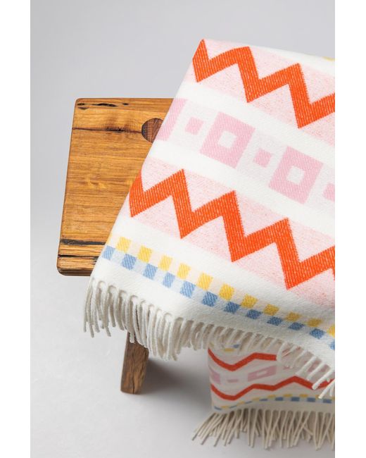 Johnstons Red Children's Zig Zag Blanket