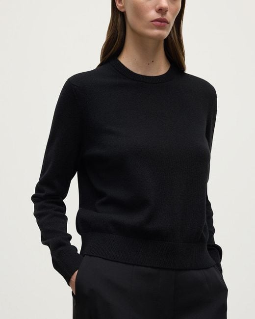 Johnstons Blue Classic Cashmere Round Neck Jumper