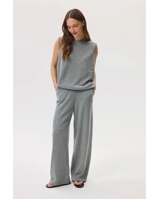 Johnstons Gray Light Cashmere Tank
