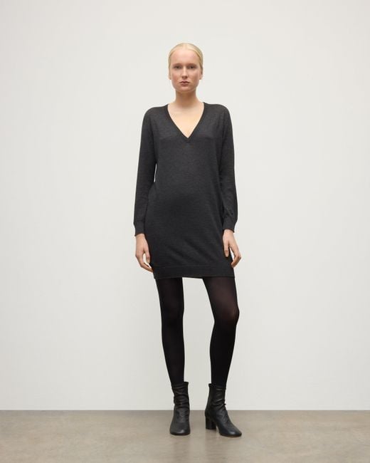Johnstons Black Elise Dark Long Superfine Cashmere Jumper