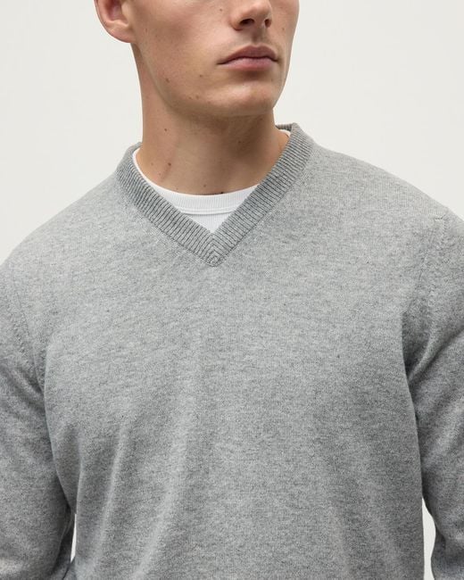 Johnstons Gray Rory Light Classic Cashmere V-Neck Jumper for men