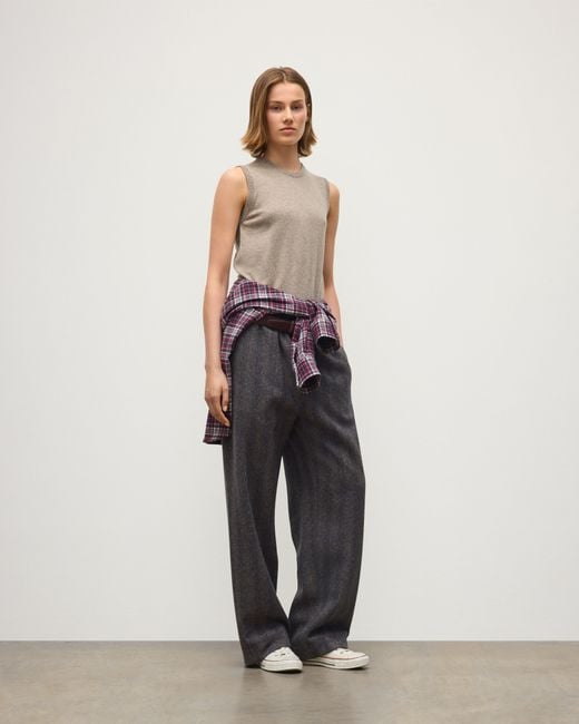 Johnstons Natural Iris Classic Light Cashmere Tank