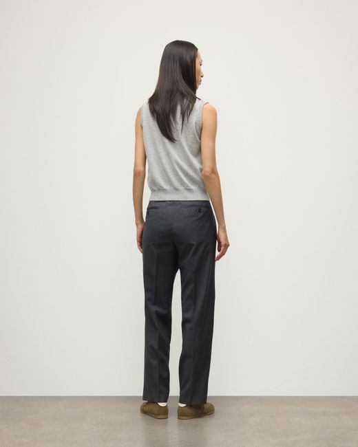 Johnstons White Iris Pale Classic Cashmere Tank