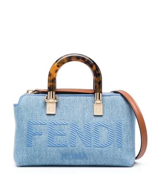 ハンドバッグ Fendi Fendi Embroidered Denim Medium By The Way Crossbody Ba Fendi By The Way Logo Embroidery Denim Handbag in Blue | Lyst