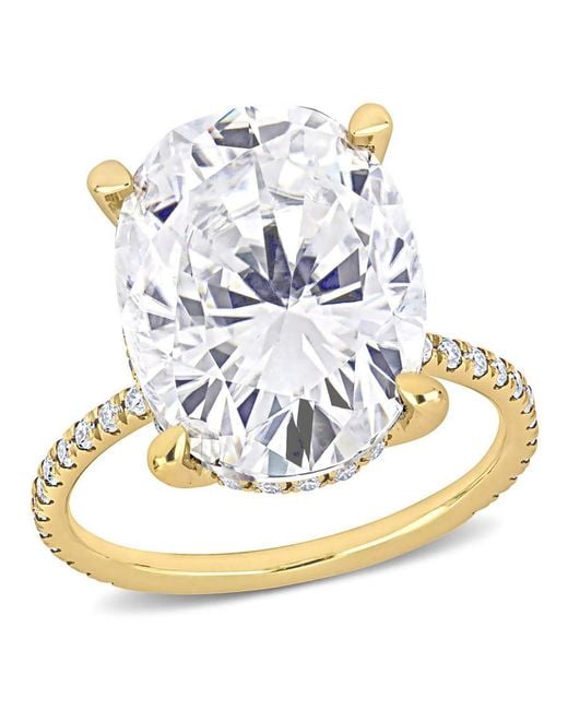 Amour Metallic 8 1/10 Ct Dew Oval Created Moissanite Engagement Ring