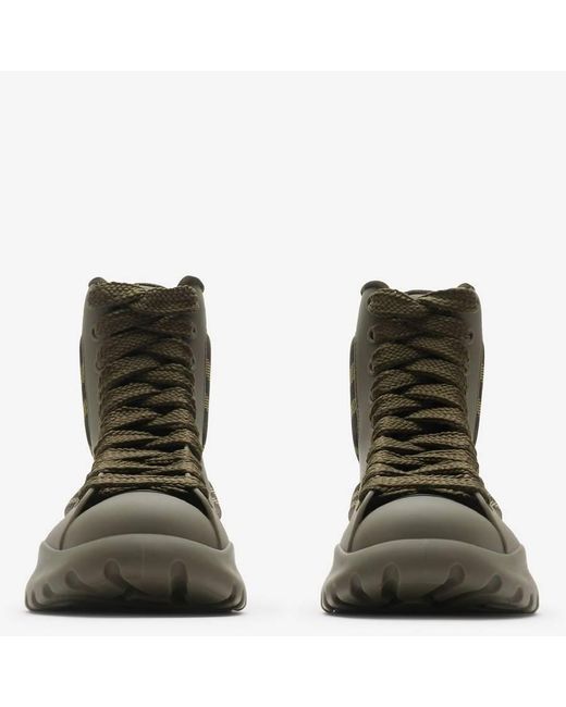 Burberry Green Boulder Rubber Boulder Ankle Boots, Brand Size 41 Us for men