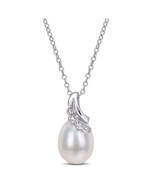 Amour Metallic 8.5-9Mm Freshwater Cultured Pearl And Diamond Accent Drop Pendant With Chain