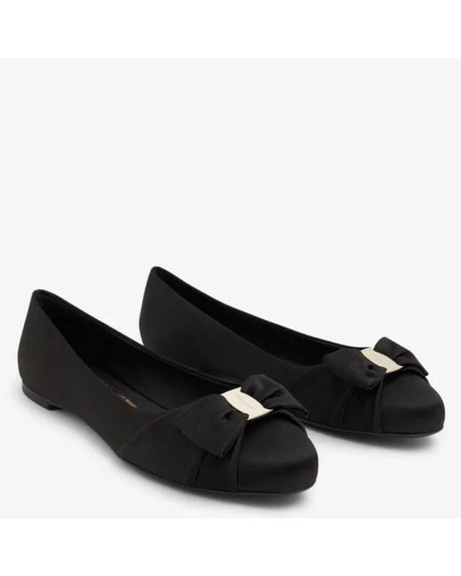 Ferragamo Black Ferragamo Vara Bow Ballet Flats