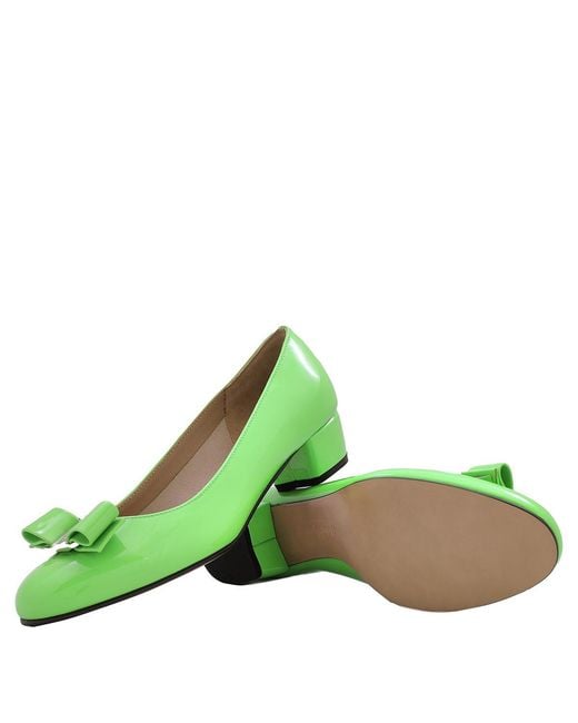 Ferragamo Green Vara Bow Pump Shoe