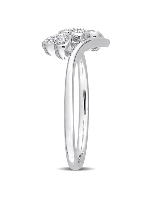 Amour Metallic 1/10 Ct Tw Diamond Triple Heart Bypass Promise Ring for men