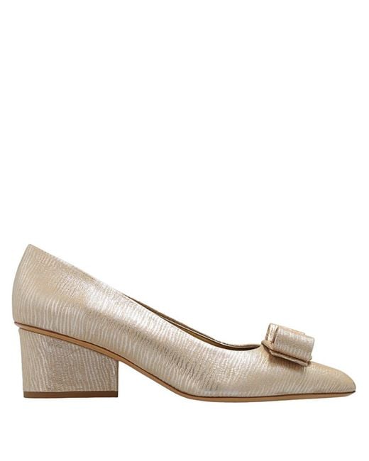 Ferragamo Natural Viva Bow Pump Shoes
