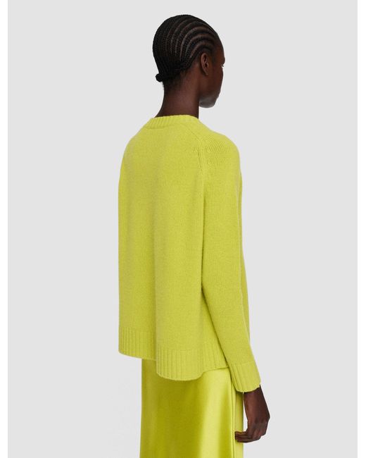 Pull col V en cachemire ajouré Joseph en coloris Yellow