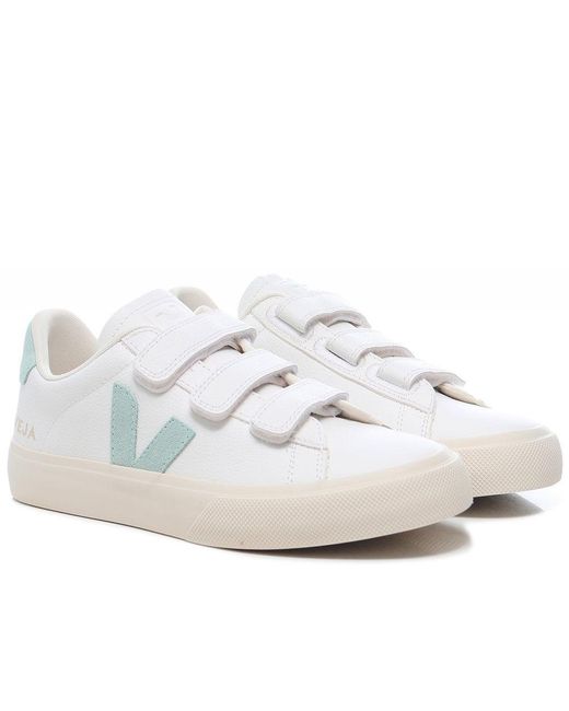 Veja Women's Recife Chromefree Leather Velcro Trainers in Green - Lyst