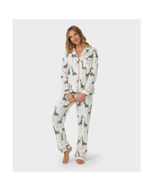 Chelsea Peers White Organic Cotton Giraffe Print Long Pyjamas