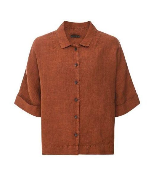 Oska Brown Cropped Linen Shirt