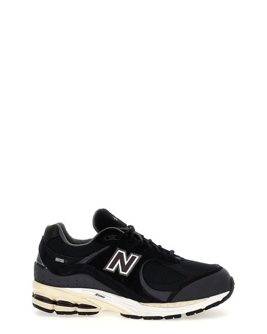 New Balance Black '2002' Sneakers