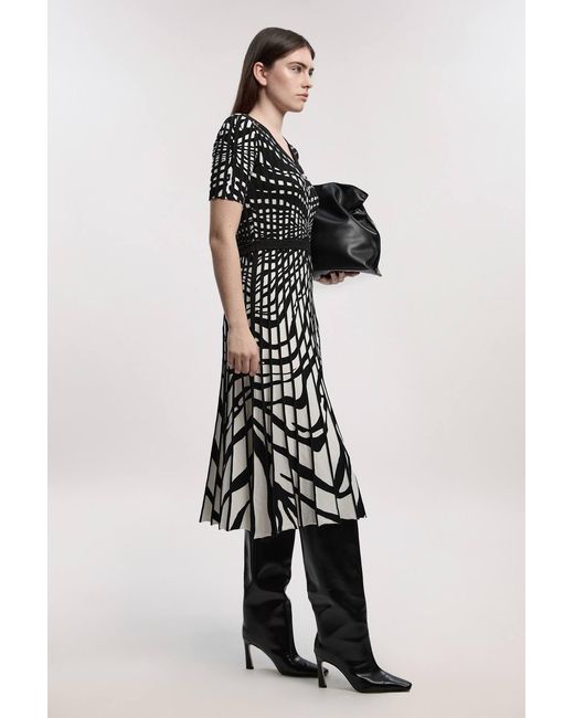 Karen Millen Multicolor Zebra Jacquard Knit Full Skirted Short Sleeve Midi Dress
