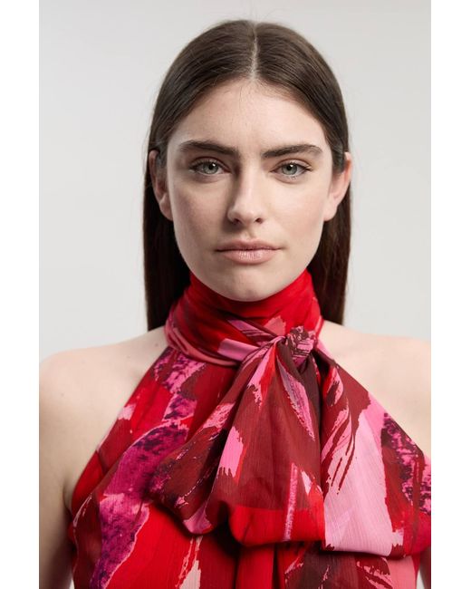 Karen Millen Red Photographic Floral Crinkle Georgette Sleeveless Tie Neck Woven Top