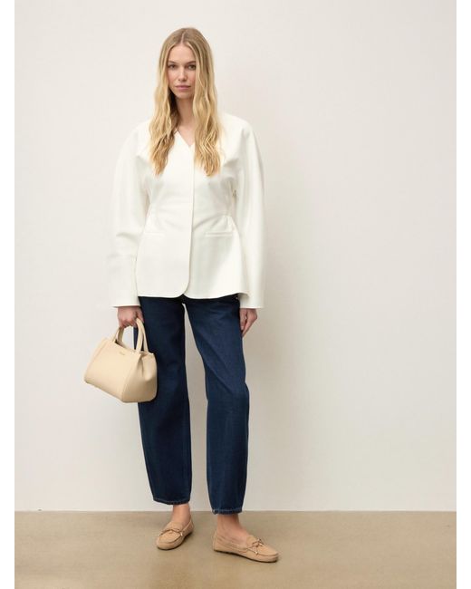 Kazar White Nubuk Mokassins Für Damen Mit Schleife Und Monogramm Von