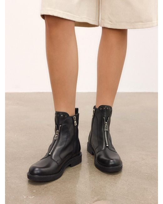 Cómodas Botas Negras Con Cremallera En La Parte Superior Kazar de color Black