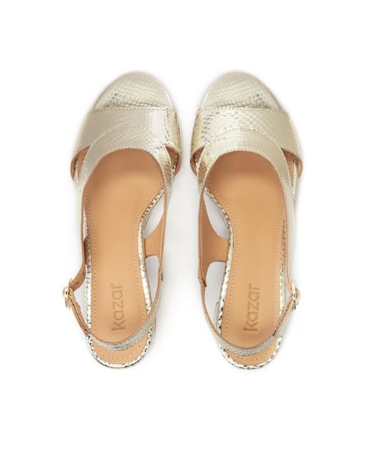Kazar Natural Sandalen Mit Breitem Absatz Aus Geprägtem Leder