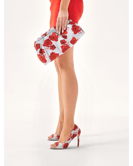 Zapatos Peep Toe De Tela Vaquera Con Flores Bordadas Kazar de color White
