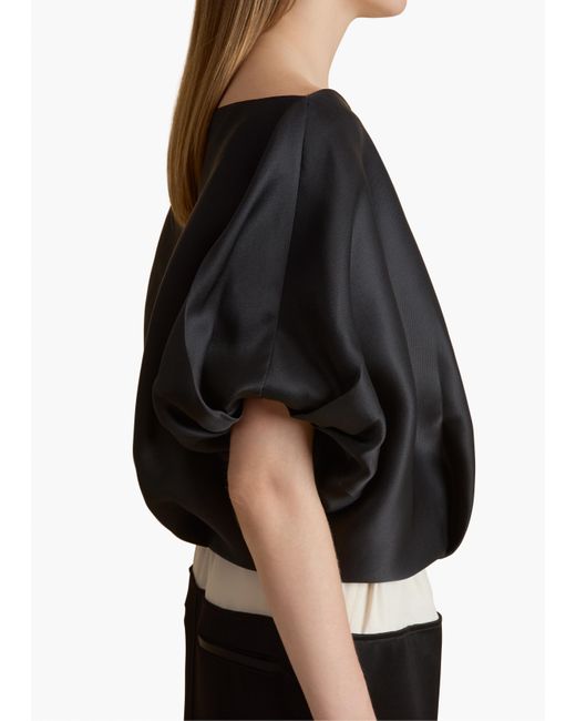 25SS 新品 KHAITE NILES トップ ケイト クロップド ブラウス KHAITE Niles Top in Black | Lyst