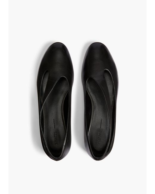 Khaite White Diana Flat