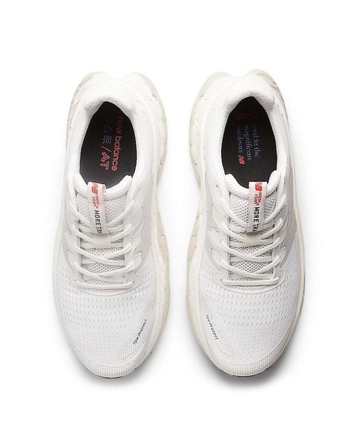 New Balance White Fresh Foam More Trail V3 for men