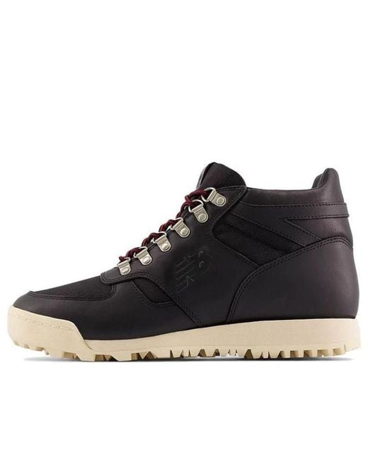 New Balance Black Rainier for men