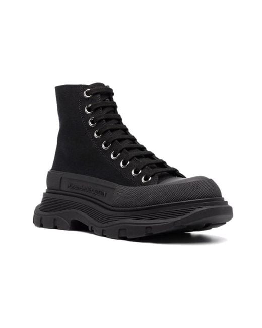 McQueen Black (Wmns) Tread Slick Lace Up Boot