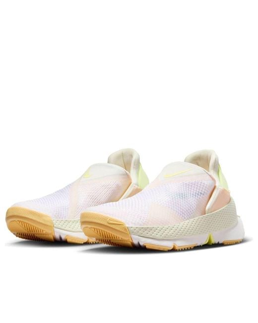 Nike White (Wmns) Go Flyease 'Sea Glass Guava Ice'