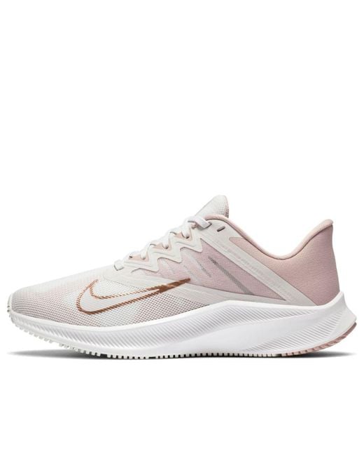 Nike White (Wmns) Quest 3 'Platinum Tint Metallic Bronze'