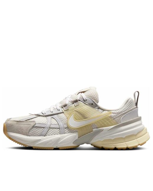 Nike White (Wmns) V2K Run 'Shadow'