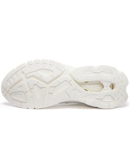 Mizuno White Koi 2K for men