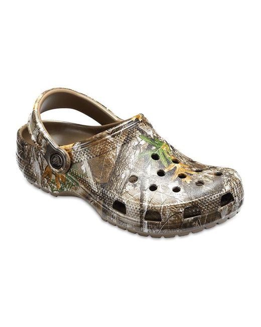 CROCSTM Brown X Realtree Edge Classic Clogs 'Camo'