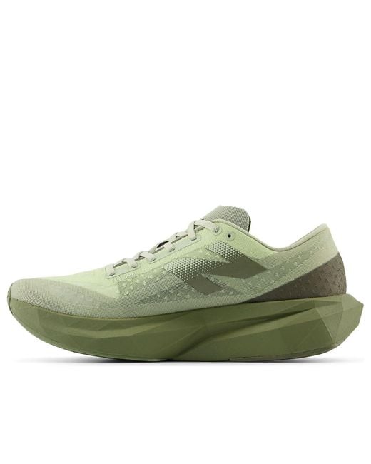 New Balance Green Fuelcell Rebel V4 'Olivine Dark Camo' for men