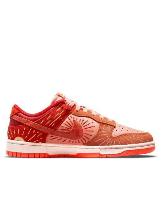Nike Red (Wmns) Dunk Low 'Winter Solstice'