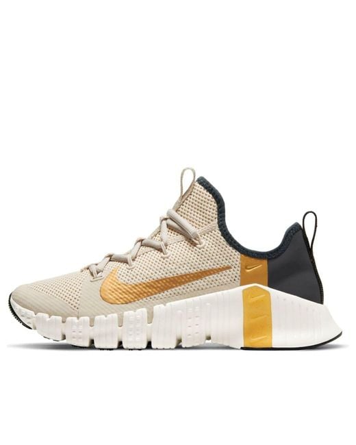 Nike Metallic (Wmns) Free Metcon 3 'Light Orewood'