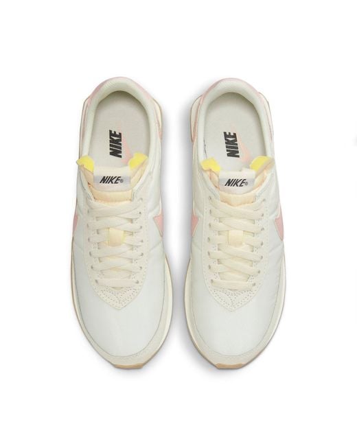 Nike White (Wmns) Waffle Trainer 2