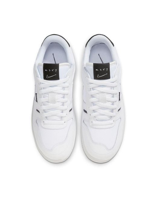 Nike White Squash-Type Low Tops Casual Skateboarding Shoes for men